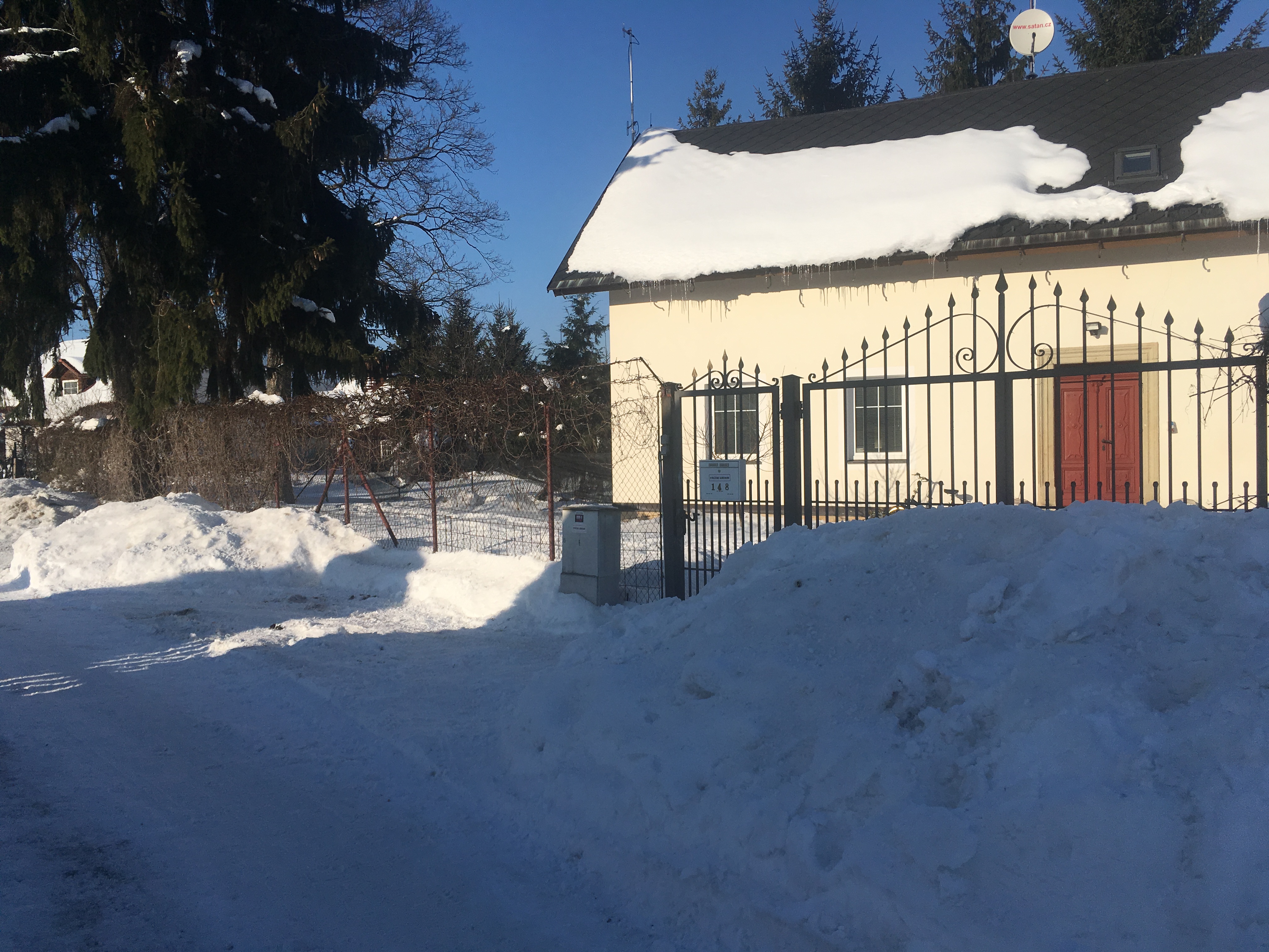 Domeček zima 3